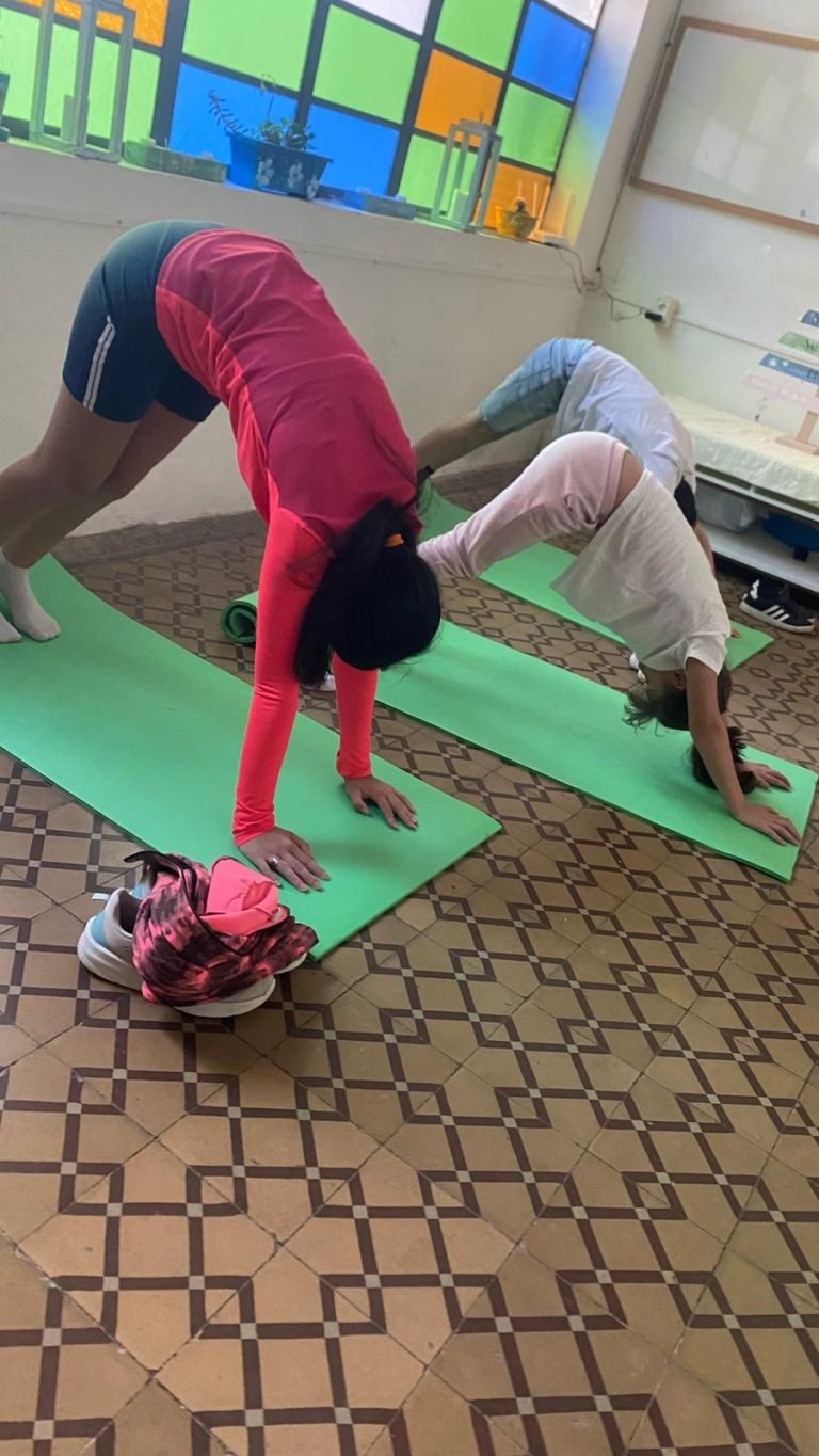 Taller de Yoga Laico para niños y niñas